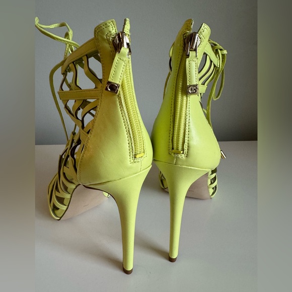 Heels Guess , size 9 - Picture 7 of 11
